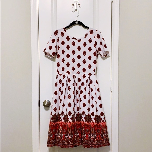 LuLaRoe Dresses & Skirts - Amelia dress